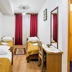 Kandilj Hotell
