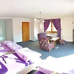 Kandilj Hotell