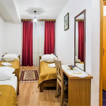 Kandilj Hotel