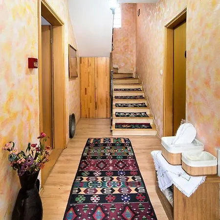 Hotel Kandilj SJJ