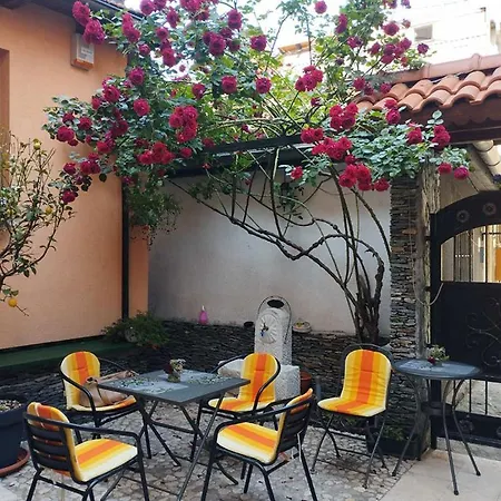 Hotel Kandilj 3*