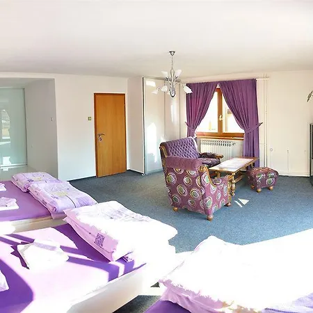 Kandilj Hotel