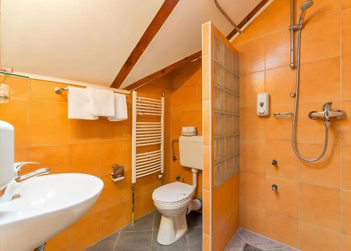 酒店 Kandilj 塞拉耶佛